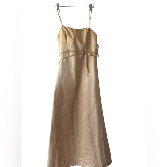 Catwalk Bridals Formal Dress Gown Sleeveless Gold Evening Party - Picture 1 of 4